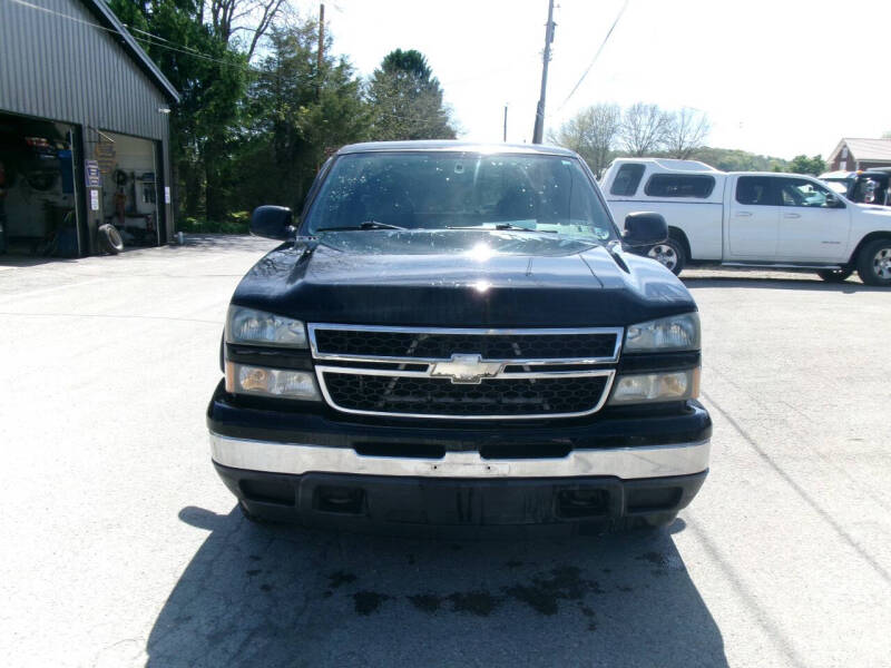 chevrolet silverado classic 1500 2007 1GCEK19B37Z107866 image chevrolet silverado classic 1500 2007 1GCEK19B37Z107866 image